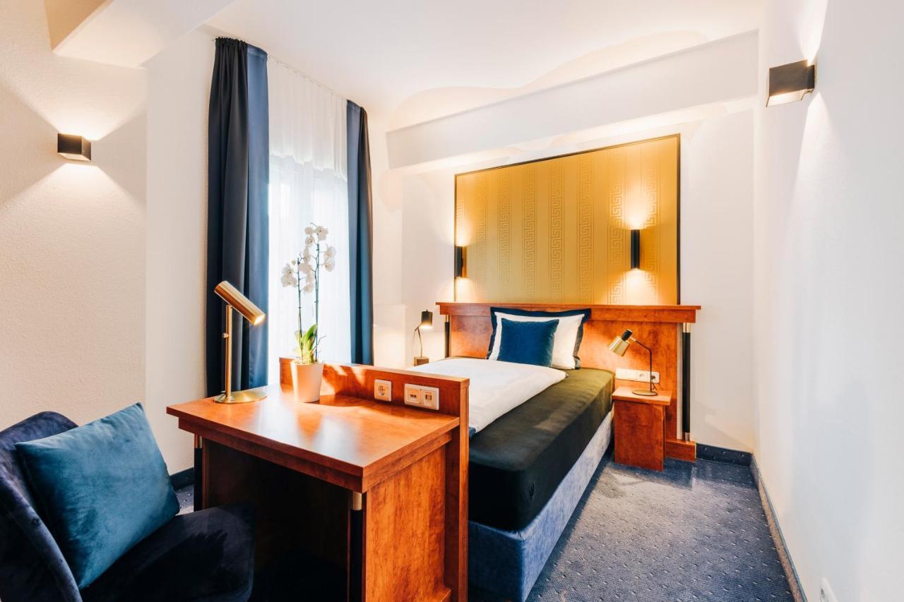 Hotel V Evert - Am Congress Centrum 4*